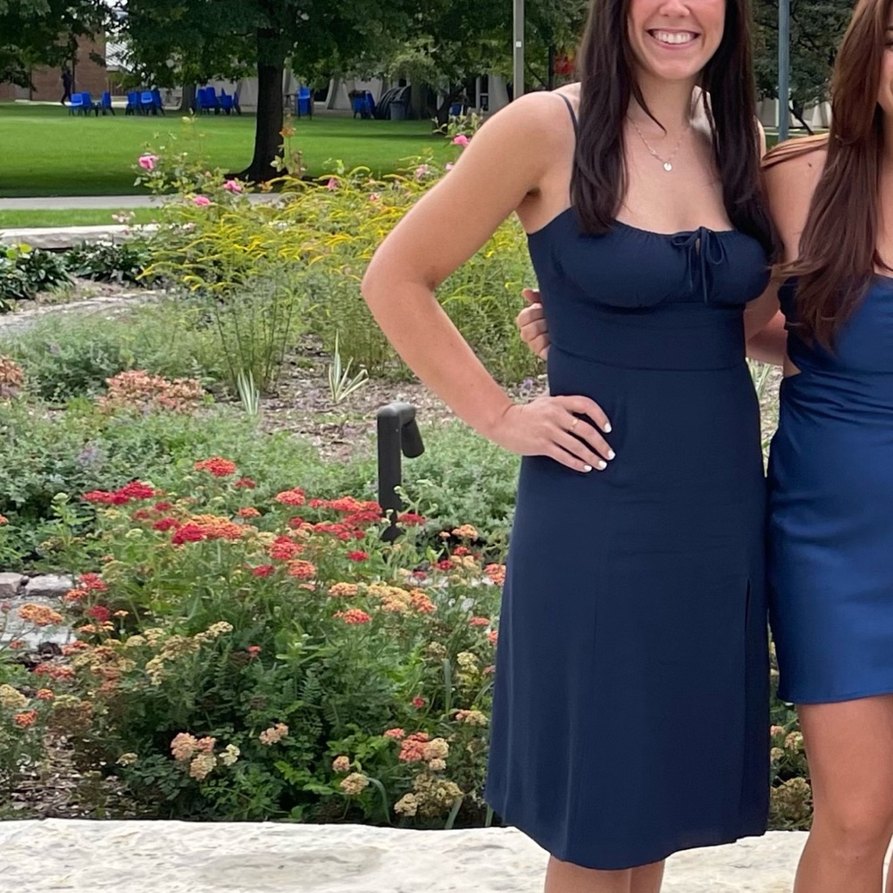 Aritzia Sunday Best Midi Dress